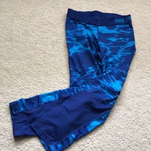 Nike pro blue wash 3/4 leggings